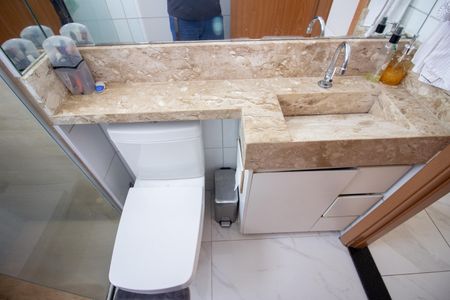 Apartamento à venda com 45m², 2 quartos e 1 vagaBanheiro Social