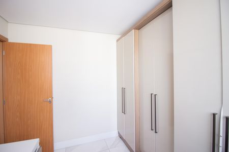 Apartamento à venda com 45m², 2 quartos e 1 vagaQuarto 2