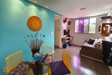 Sala de apartamento à venda com 2 quartos, 45m² em Jardim Nova Europa, Campinas