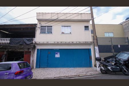 Casa para alugar com 55m², 2 quartos e 1 vaga