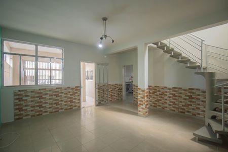 Sala de casa para alugar com 3 quartos, 100m² em Porto da Pedra, São Gonçalo