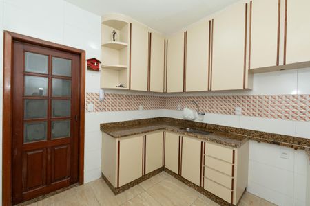Apartamento para alugar com 110m², 3 quartos e 1 vaga Apartamento para alugar com 110m², 3 quartos e 1 vagaCOZINHA