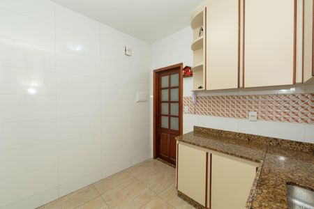 Apartamento para alugar com 110m², 3 quartos e 1 vaga Apartamento para alugar com 110m², 3 quartos e 1 vagaCOZINHA