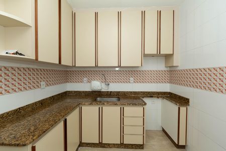 Apartamento para alugar com 110m², 3 quartos e 1 vaga Apartamento para alugar com 110m², 3 quartos e 1 vagaCOZINHA