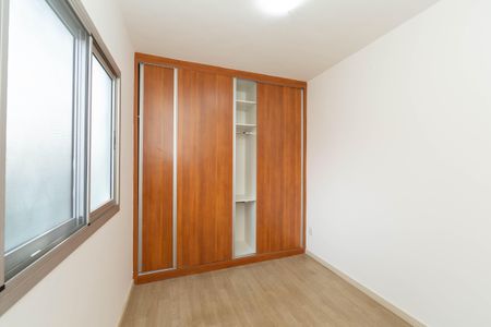 Apartamento para alugar com 110m², 3 quartos e 1 vaga Apartamento para alugar com 110m², 3 quartos e 1 vagaQUARTO1