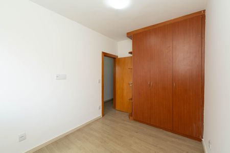 Apartamento para alugar com 110m², 3 quartos e 1 vaga Apartamento para alugar com 110m², 3 quartos e 1 vagaQUARTO2