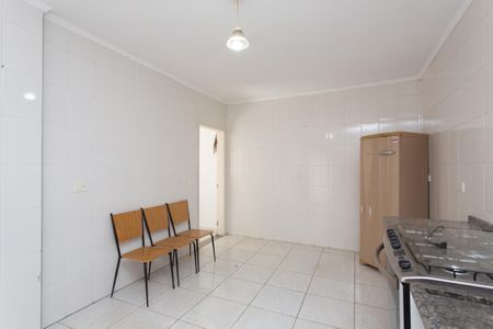 Casa para alugar com 191m², 4 quartos e 3 vagasCozinha da Edícula 