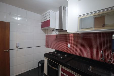Apartamento para alugar com 94m², 2 quartos e 2 vagasCozinha