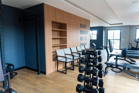 Apartamento à venda com 37m², 2 quartos e 1 vaga Apartamento à venda com 37m², 2 quartos e 1 vagaÁrea comum - Academia