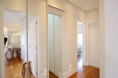 Apartamento à venda com 124m², 3 quartos e 4 vagasCorredor