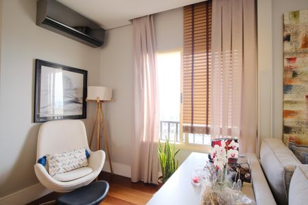 Apartamento à venda com 124m², 3 quartos e 4 vagasSala