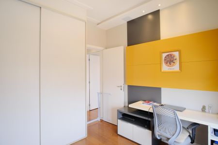 Apartamento à venda com 124m², 3 quartos e 4 vagasQuarto 2