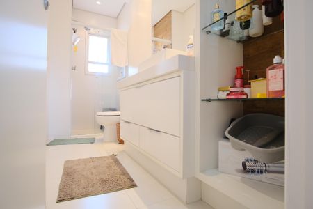 Apartamento à venda com 124m², 3 quartos e 4 vagasBanheiro da Suíte