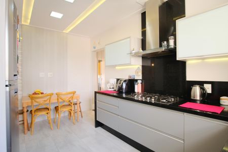 Apartamento à venda com 124m², 3 quartos e 4 vagasCozinha