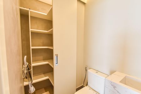Apartamento à venda com 67m², 1 quarto e 2 vagasLavabo