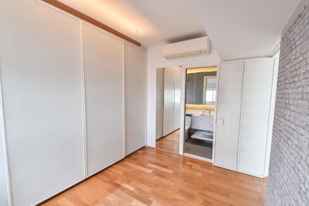 Apartamento à venda com 67m², 1 quarto e 2 vagasSuíte
