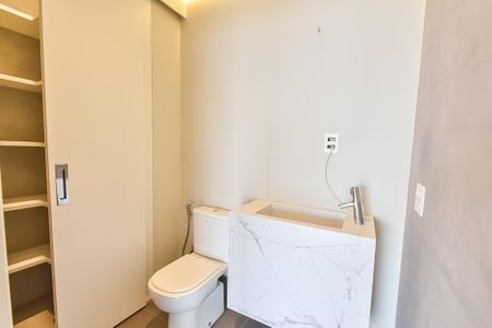 Apartamento à venda com 67m², 1 quarto e 2 vagasLavabo