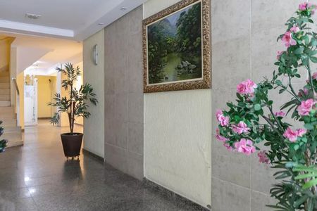 Apartamento para alugar com 60m², 2 quartos e 1 vagaÁrea Comum - Hall de Entrada