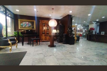 Studio à venda com 35m², 1 quarto e sem vagaHall Social