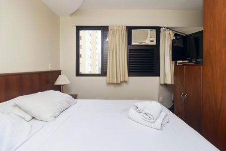 Quarto de apartamento à venda com 1 quarto, 33m² em Brooklin, São Paulo