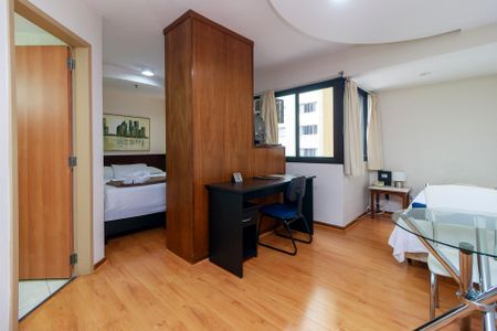 Sala de apartamento à venda com 1 quarto, 34m² em Brooklin, São Paulo