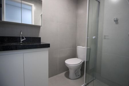 Studio - Banheiro de kitnet/studio para alugar com 1 quarto, 20m² em Santo Amaro, São Paulo