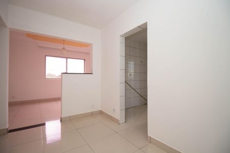 Sala de apartamento para alugar com 2 quartos, 60m² em Quadras Econômicas Lúcio Costa (guará), Brasília