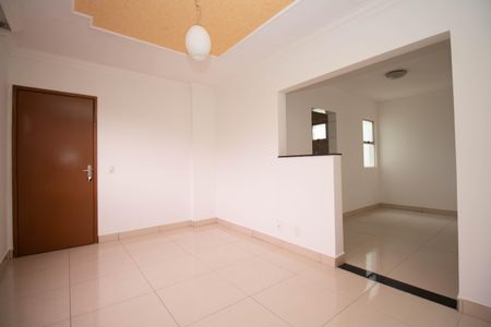 Apartamento para alugar com 60m², 2 quartos e 1 vagaSala