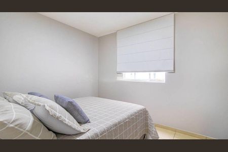 Quarto de apartamento à venda com 2 quartos, 60m² em Floresta, Belo Horizonte