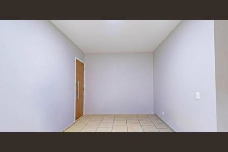 Sala de apartamento à venda com 2 quartos, 60m² em Floresta, Belo Horizonte