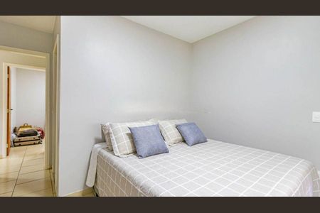 Quarto de apartamento à venda com 2 quartos, 60m² em Floresta, Belo Horizonte