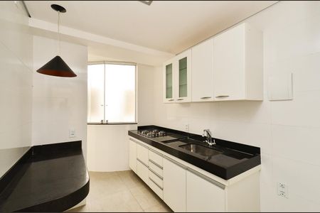 Apartamento para alugar com 98m², 3 quartos e 2 vagasCozinha