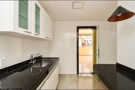 Apartamento para alugar com 98m², 3 quartos e 2 vagasCozinha