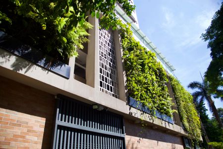 Apartamento à venda com 140m², 2 quartos e 2 vagasFachada