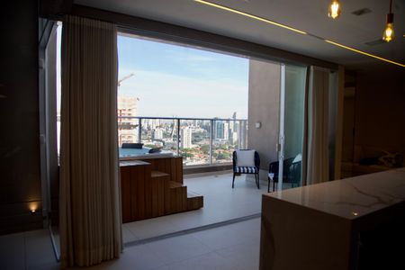 Sala de apartamento para alugar com 2 quartos, 140m² em Jardim das Acacias, São Paulo