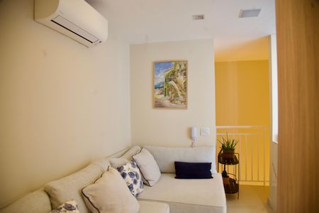 Apartamento à venda com 140m², 2 quartos e 2 vagasSala