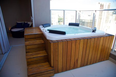 Apartamento à venda com 140m², 2 quartos e 2 vagasSala