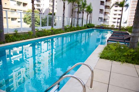 Apartamento à venda com 140m², 2 quartos e 2 vagasÁrea comum - Piscina