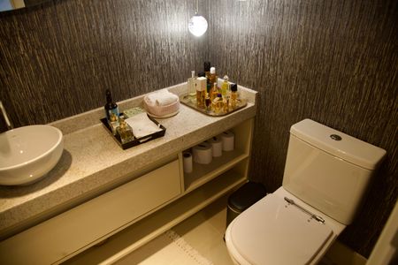 Apartamento à venda com 140m², 2 quartos e 2 vagasLavabo