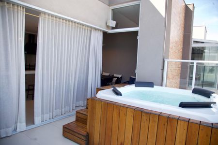 Apartamento à venda com 140m², 2 quartos e 2 vagasSala