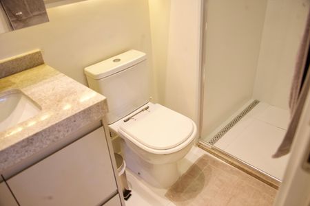 Apartamento à venda com 140m², 2 quartos e 2 vagasBanheiro Social