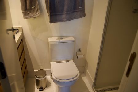 Apartamento à venda com 140m², 2 quartos e 2 vagasBanheiro Suite