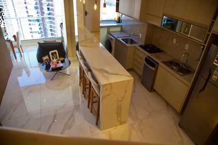 Apartamento à venda com 140m², 2 quartos e 2 vagasCozinha