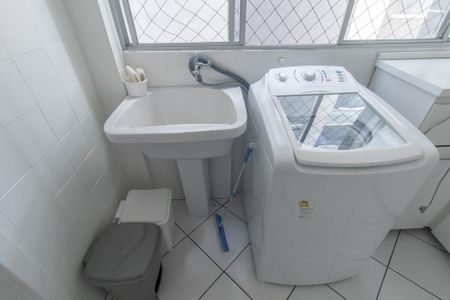 Apartamento para alugar com 54m², 2 quartos e 1 vagaÁrea de Serviço