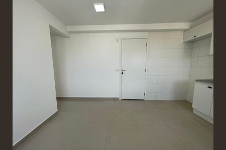 Sala de apartamento para alugar com 2 quartos, 48m² em Jardim Celeste, São Paulo