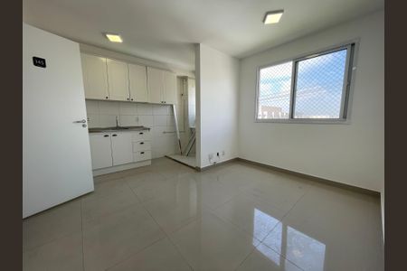 Sala de apartamento para alugar com 2 quartos, 48m² em Jardim Celeste, São Paulo