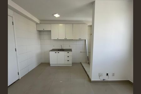 Sala de apartamento para alugar com 2 quartos, 48m² em Jardim Celeste, São Paulo