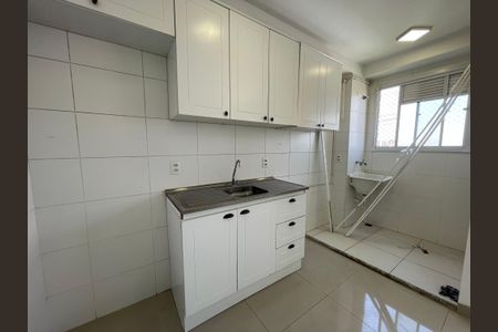 Apartamento para alugar com 48m², 2 quartos e sem vaga Apartamento para alugar com 48m², 2 quartos e sem vagaCozinha e Área de Serviço