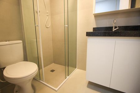 Studio - Banheiro de kitnet/studio para alugar com 1 quarto, 16m² em Santo Amaro, São Paulo