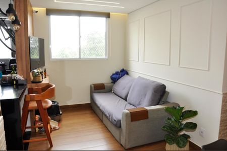 Detalhe - Sala e Sala de Jantar de apartamento à venda com 2 quartos, 46m² em Jardim Iris, São Paulo